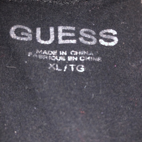Black Guess top - Picture 2 of 2
